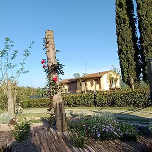 https://casa-orneto.it-tuscanyhotel.com